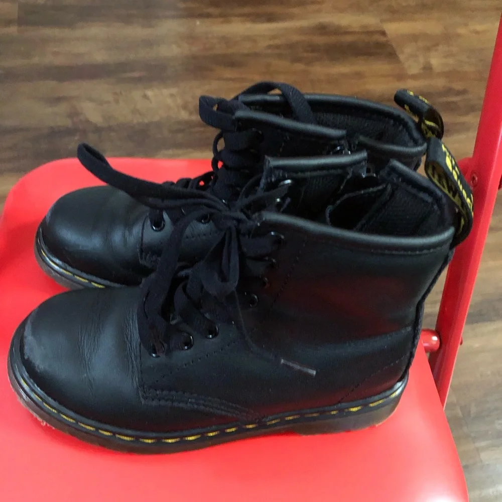 Dr Martens Junior 1460 Softy Leather Boots
